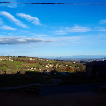Le Nid D Aulesaje Διαμέρισμα Ville-sur-Jarnioux